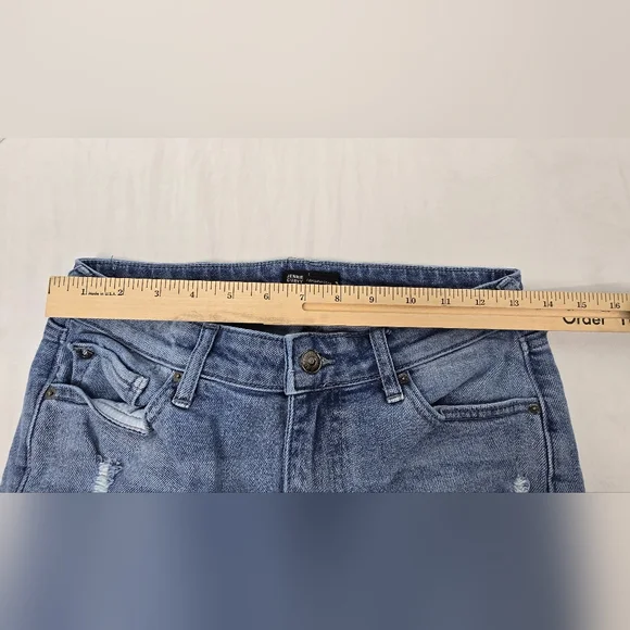 True Religion Jennie Curvy Skinny Mid-Rise Jeans Destroyed Women's 28 Blue - Picture 14 of 14